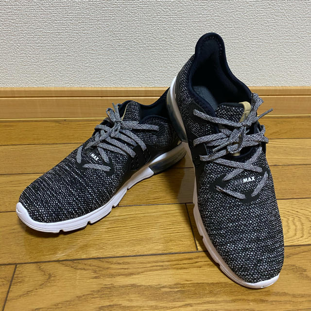 NIKE(ナイキ)のNIKE エア マックス シークエント 3  25.5cm レディースの靴/シューズ(スニーカー)の商品写真