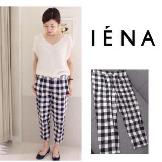 イエナ(IENA)のIENA ペッグトップパンツ 美品(クロップドパンツ)