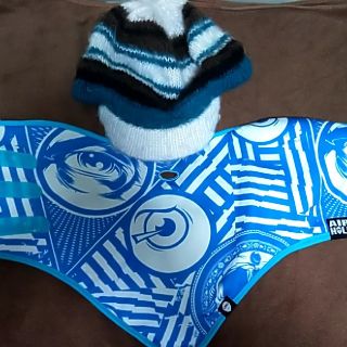 バートン(BURTON)のBURTONニットキャップ　スノーボードマスク(ウエア/装備)