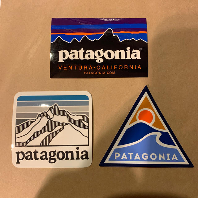 patagonia(パタゴニア)のパタゴニア　ステッカー　三種 自動車/バイクのバイク(ステッカー)の商品写真