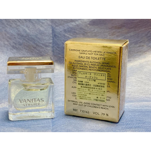 VERSACE(ヴェルサーチ)のヴェルサーチ ヴァニタス 4.5ml コスメ/美容の香水(香水(女性用))の商品写真