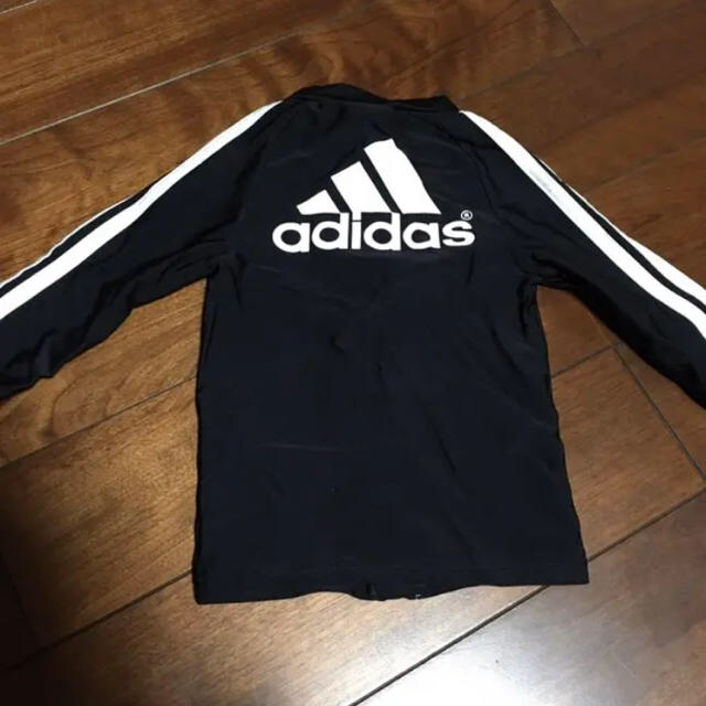 adidas(アディダス)のアディダス　ラッシュガード　100 キッズ/ベビー/マタニティのキッズ服男の子用(90cm~)(水着)の商品写真