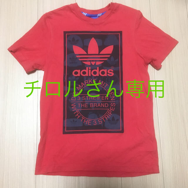 adidas(アディダス)のadidasレッドシャツ メンズのトップス(Tシャツ/カットソー(半袖/袖なし))の商品写真