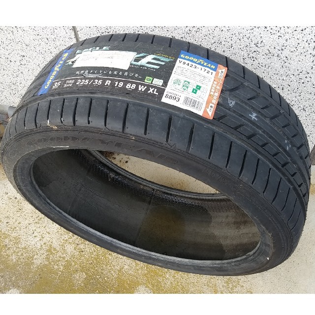 Goodyear(グッドイヤー)のmasa1さん専用　グッドイヤー　LS EXE 225/35 R19 1本売り 自動車/バイクの自動車(タイヤ)の商品写真