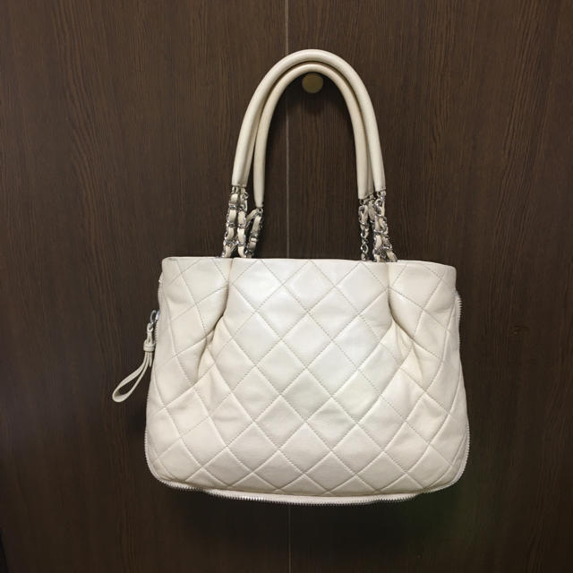 しましたが CHANEL バッグの通販 by ブランド大好き|シャネルなら
