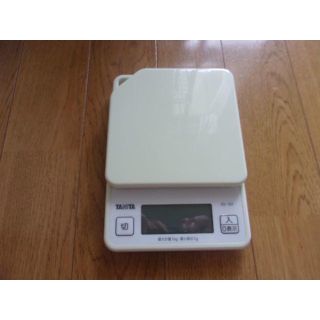 タニタ(TANITA)のタニタ デジタルクッキングスケール 1kg(調理機器)