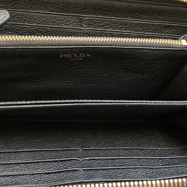 PRADA(プラダ)のプラダ  PRADA 長財布　レディース  ブラック レディースのファッション小物(財布)の商品写真