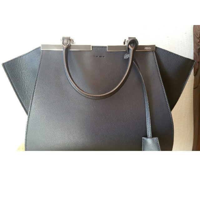 早い者勝ち! FENDI フェンディ トロワジュール | www.innoveering.net