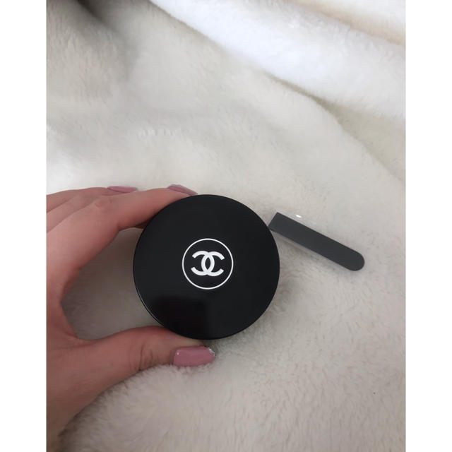 CHANEL(シャネル)の【お値下げ中！】CHANEL  ル　ジェル　パイユテ コスメ/美容のベースメイク/化粧品(その他)の商品写真