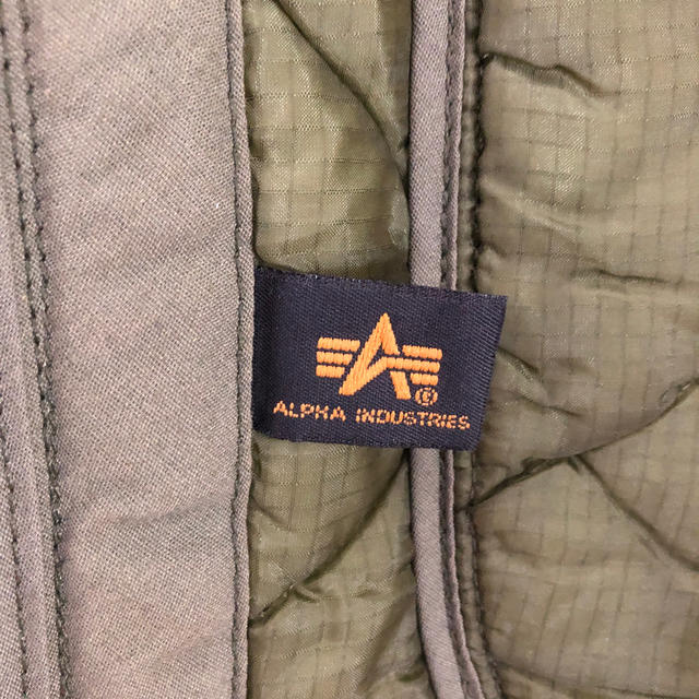alpha(アルファ)のアルファー中綿インナー メンズのジャケット/アウター(ミリタリージャケット)の商品写真