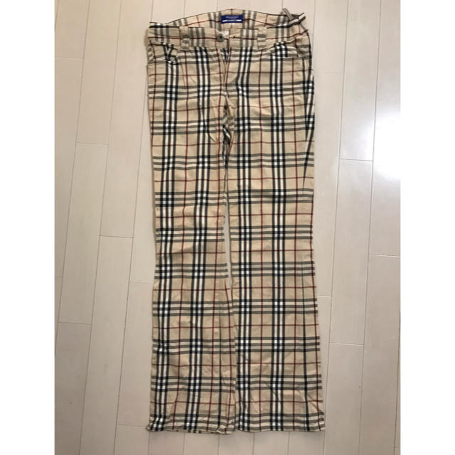 BURBERRY BLUE LABEL(バーバリーブルーレーベル)のバーバリー ブルーレーベル36 チェックパンツ レディースのパンツ(カジュアルパンツ)の商品写真