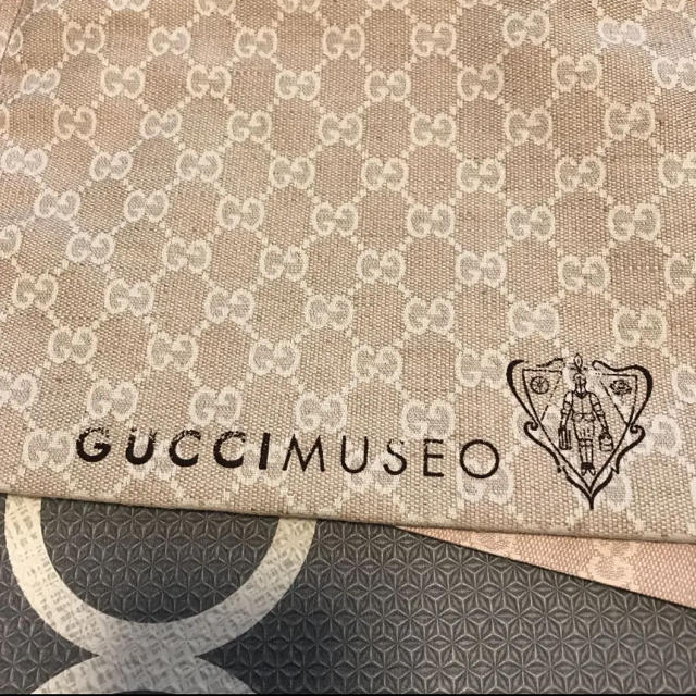 Gucci(グッチ)のGUCCI ポーチ レディースのファッション小物(ポーチ)の商品写真