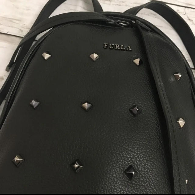 Furla(フルラ)のフルラ　スタッズ　リュック　ミニリュック　ブラック　シルバー　バックパック レディースのバッグ(リュック/バックパック)の商品写真