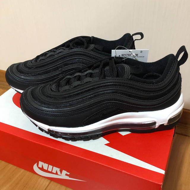 NIKE(ナイキ)のラスト値下げ！ナイキ　エアマックス 97 レディーススニーカー♪ レディースの靴/シューズ(スニーカー)の商品写真