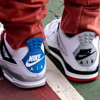 ナイキ(NIKE)の左右非対称◆ Nike Air Jordan 4 WHAT THE ◆(スニーカー)