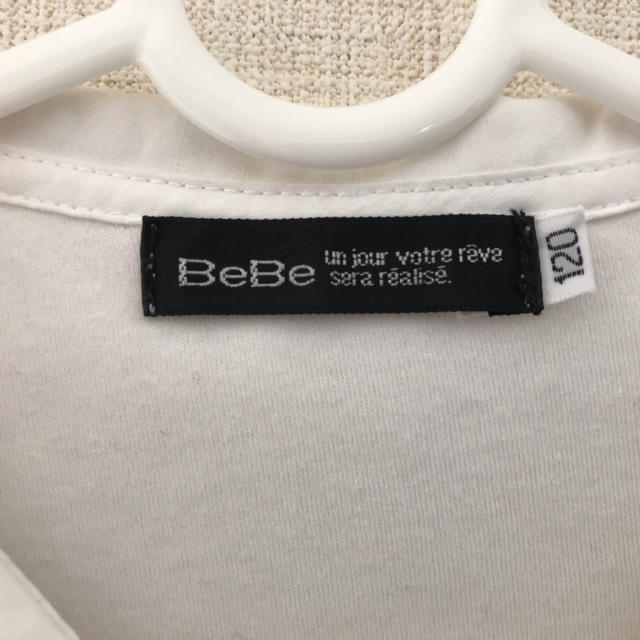 BeBe(ベベ)のBeBe   ブラウス　120 キッズ/ベビー/マタニティのキッズ服女の子用(90cm~)(ブラウス)の商品写真