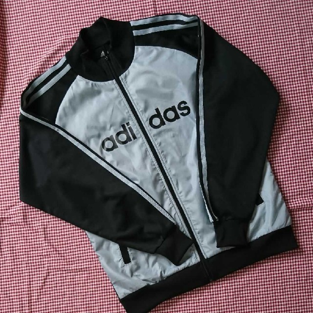 adidas(アディダス)の【お値下げ！】アディダス ジャージ☆160 キッズ/ベビー/マタニティのキッズ服男の子用(90cm~)(ジャケット/上着)の商品写真