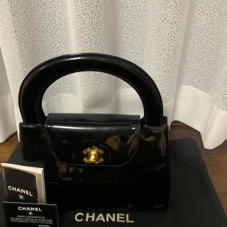 シャネル(CHANEL)の★シャネル　CHANEL★  本物　エナメルハンドバッグ(ハンドバッグ)