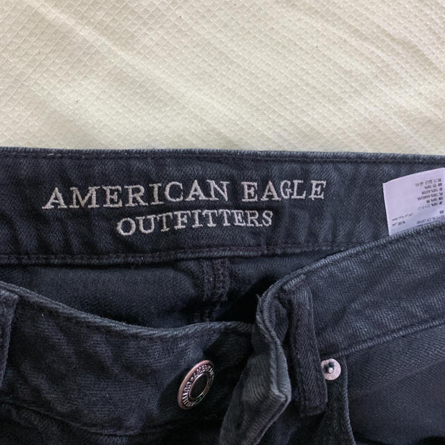 American Eagle(アメリカンイーグル)のアメリカンイーグル　ダメージ　フリンジ レディースのパンツ(スキニーパンツ)の商品写真