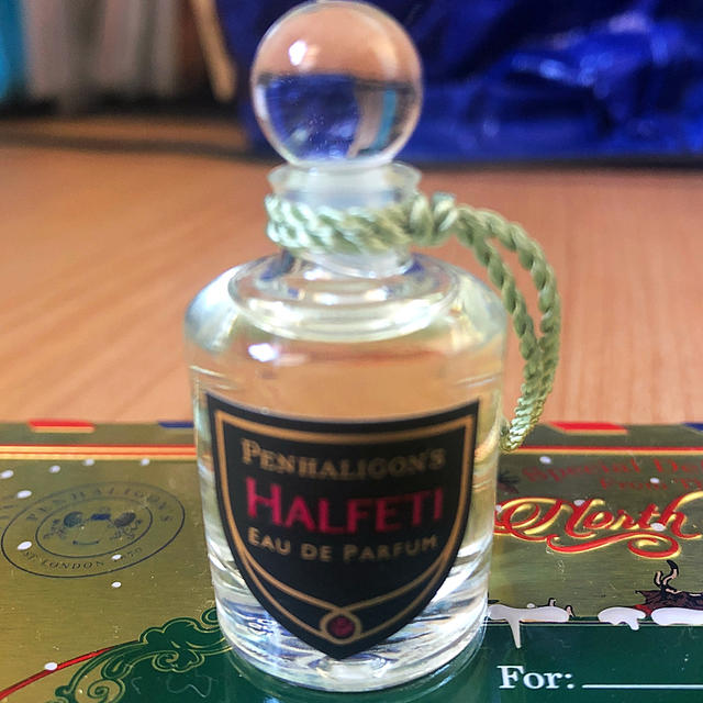 Penhaligon's(ペンハリガン)の【ののさん専用】ペンハリガン【ハルフェティオードパルファム】5ml コスメ/美容の香水(香水(女性用))の商品写真