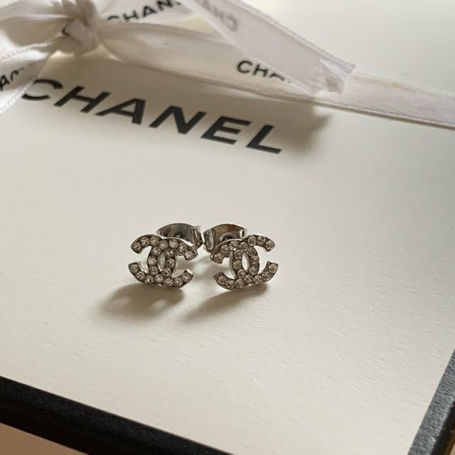 CHANEL(シャネル)のピアス レディースのアクセサリー(ピアス)の商品写真