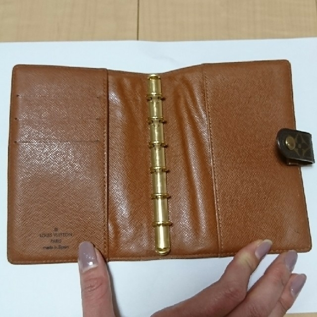 LOUIS VUITTON(ルイヴィトン)のLOUIS VUITTON システム手帳 ミニ6穴 インテリア/住まい/日用品の文房具(カレンダー/スケジュール)の商品写真