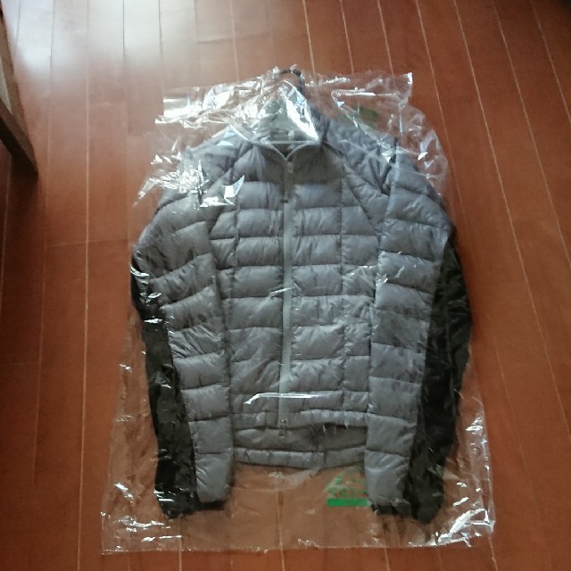 CANADA GOOSE(カナダグース)のカナダグース薄手ダウン メンズのジャケット/アウター(ダウンジャケット)の商品写真