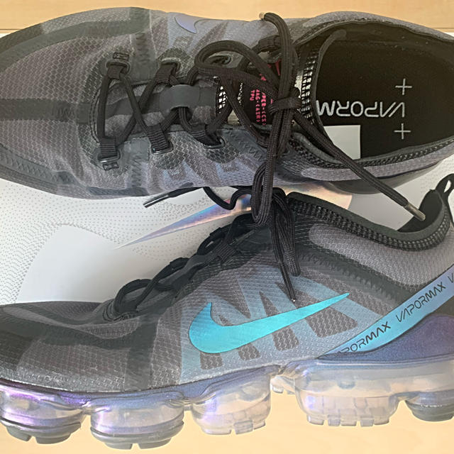 NIKE(ナイキ)のNIKE AIR VAPORMAX 2019  メンズの靴/シューズ(スニーカー)の商品写真