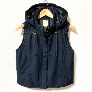 ビームス(BEAMS)の【美品】BEAMS HEARTS〈ビームスハート〉フード付 ダウンベスト＊S＊(ダウンベスト)