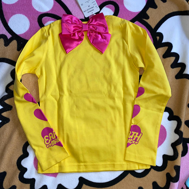 EARTHMAGIC(アースマジック)の130cm ロンT キッズ/ベビー/マタニティのキッズ服女の子用(90cm~)(Tシャツ/カットソー)の商品写真