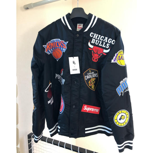 メンズSupreme シュプリーム  NBA nike ジャケット スタジャン L