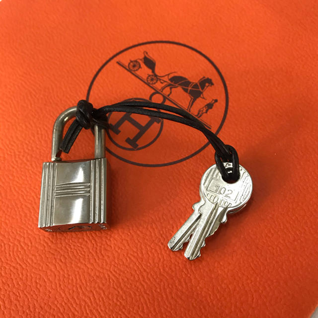 ■美品〜■ HERMES エルメス カデナのみ 南京錠 パドロック 102 107 110 111 114 120 121 100点セット まとめ売り シルバー系 DA4443