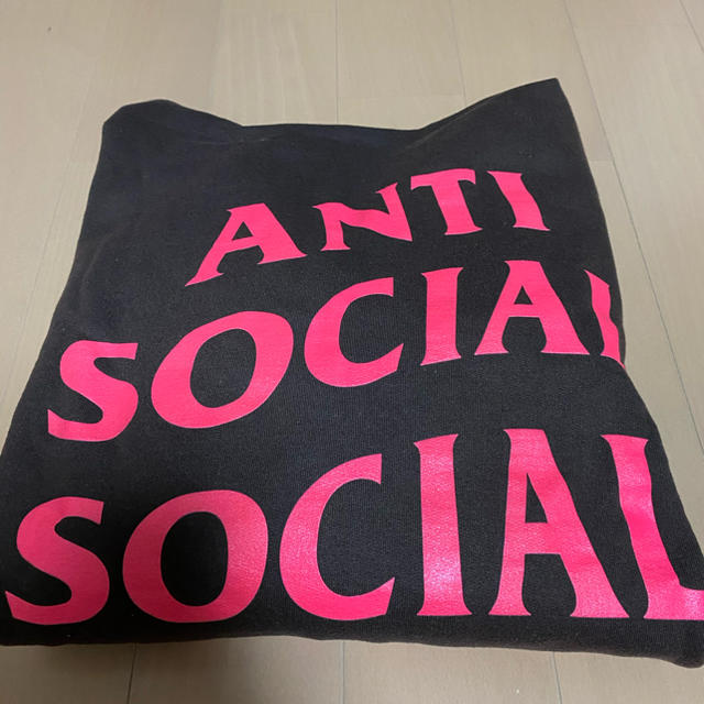 値下げ 中古 ANTI SOCIAL SOCIAL CLUB パーカー Mサイズ メンズのトップス(パーカー)の商品写真