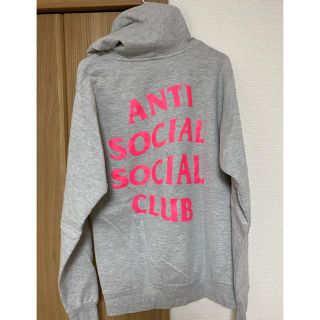 中古 ANTI SOCIAL SOCIAL CLUB パーカー Sサイズ(パーカー)