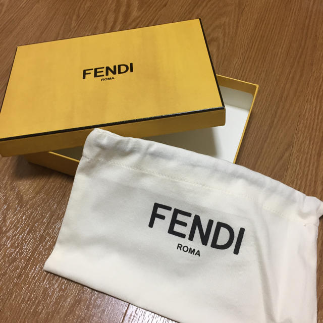 FENDI(フェンディ)のFENDI♡ レディースのファッション小物(その他)の商品写真