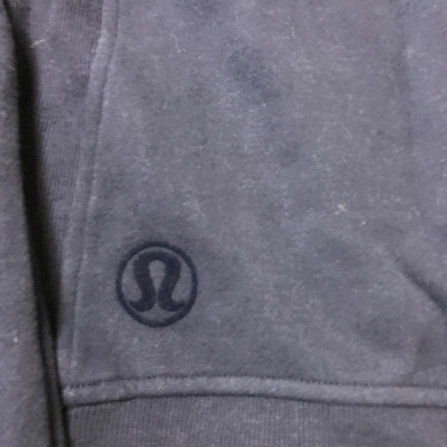 lululemon(ルルレモン)のmoka様専用　ルルレモン lululemon トレーナー　サイズ4 レディースのトップス(トレーナー/スウェット)の商品写真