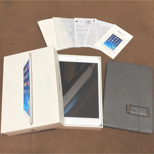 Apple iPad mini WI-FI 16GB シルバー ケース付き