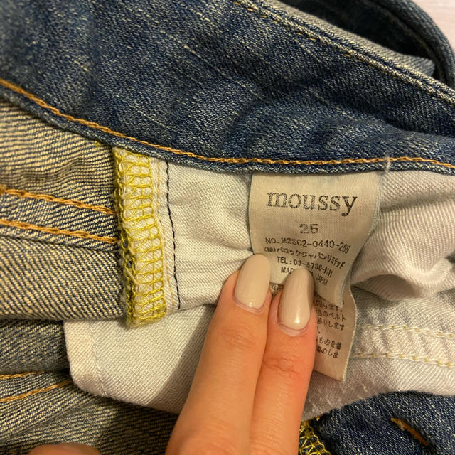 moussy(マウジー)の⭐︎凛斗様専用⭐︎moussy 膝下デニム　25インチ レディースのパンツ(デニム/ジーンズ)の商品写真