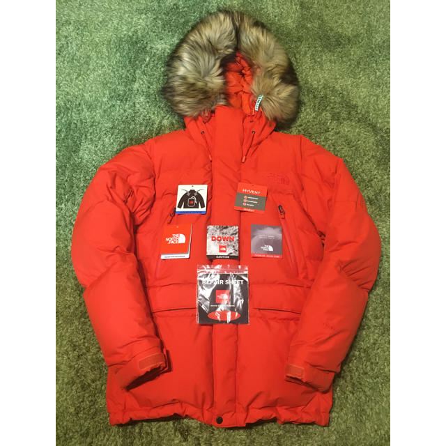 THE NORTH FACE