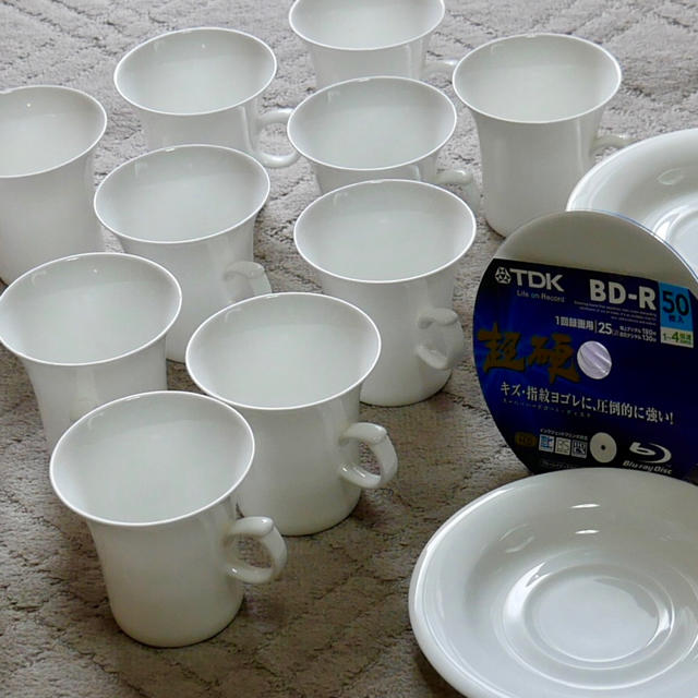 NIKKO(ニッコー)のニッコウ　ボーンチャイナのコーヒーカップソーサー インテリア/住まい/日用品のキッチン/食器(食器)の商品写真