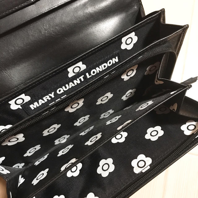 MARY QUANT(マリークワント)のMARY QUANT 長財布 レディースのファッション小物(財布)の商品写真