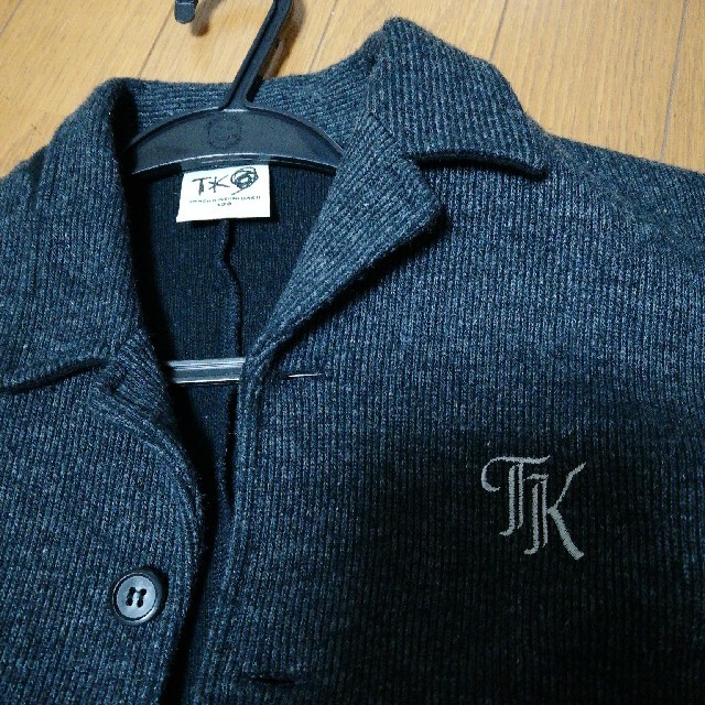 TAKEO KIKUCHI(タケオキクチ)のニットスーツ120 キッズ/ベビー/マタニティのキッズ服男の子用(90cm~)(ドレス/フォーマル)の商品写真