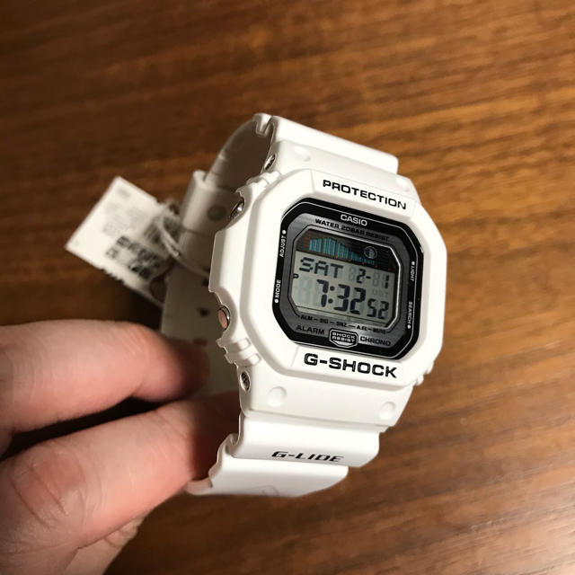 G-SHOCK(ジーショック)の【新品未使用】G-SHOCK G-LIDE GLX-5600-7JF メンズの時計(腕時計(デジタル))の商品写真