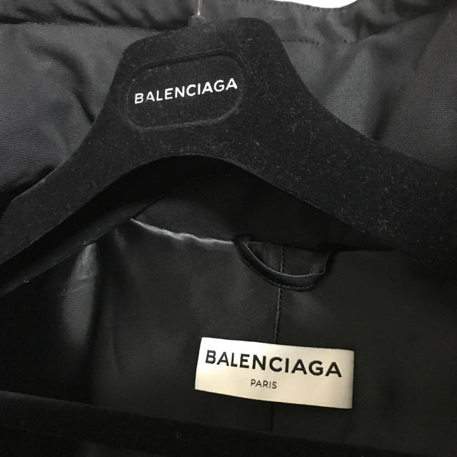 Balenciaga(バレンシアガ)のひかる様専用 メンズのジャケット/アウター(マウンテンパーカー)の商品写真