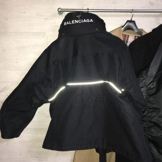 バレンシアガ(Balenciaga)のひかる様専用(マウンテンパーカー)