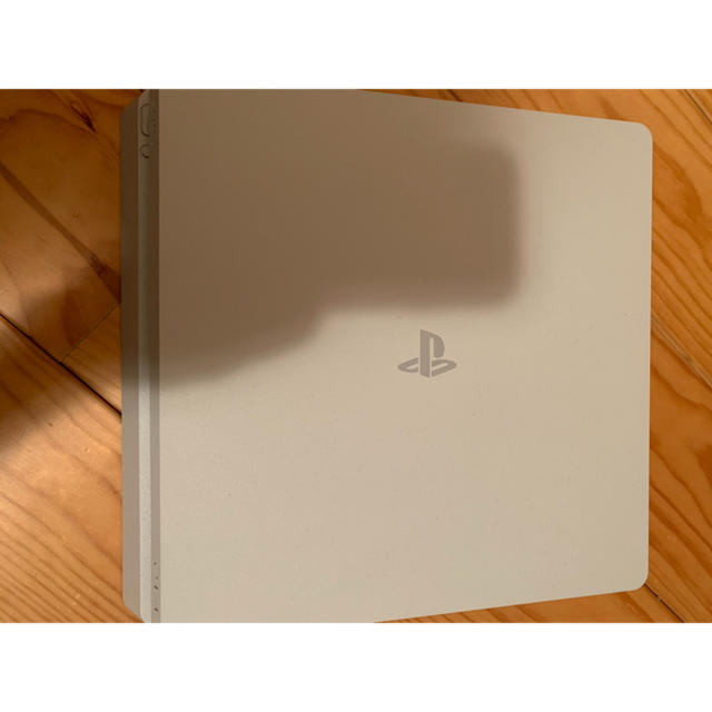 PlayStation4(プレイステーション4)のPS4 500GB 本体 エンタメ/ホビーのゲームソフト/ゲーム機本体(家庭用ゲーム機本体)の商品写真