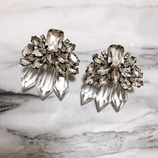 ザラ(ZARA)のビジュー クリスタル ピアス 花嫁 結婚式(ピアス)