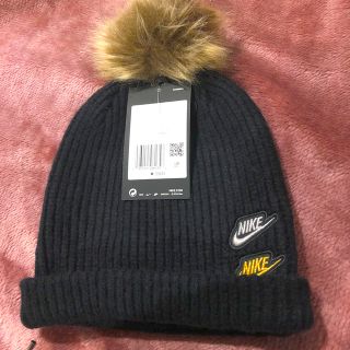 ナイキ(NIKE)の再入荷‼️超人気の冬対応‼️NIKE GOLDロゴ入り&モコモコ毛 ニット(ニット帽/ビーニー)