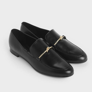 チャールズアンドキース(Charles and Keith)の【ほぼ新品】Charles&Keith ローファー(ローファー/革靴)