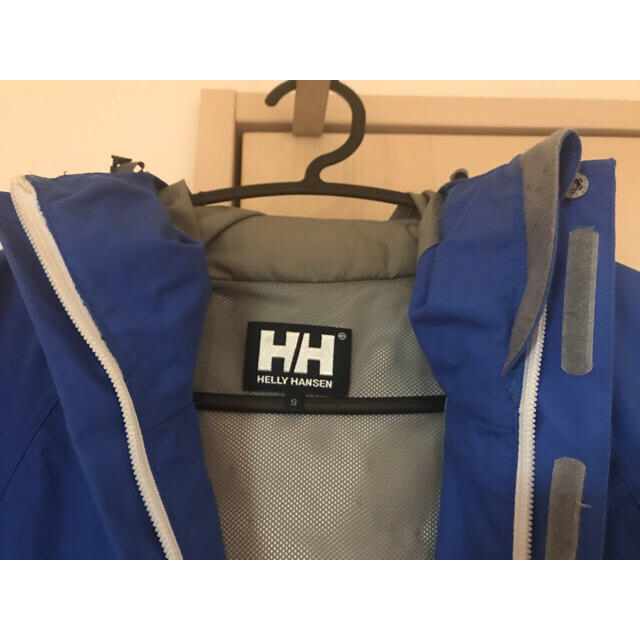 HELLY HANSEN(ヘリーハンセン)の！アリスさん専用！ヘリーハンセン　マウンテンパーカー　サイズS メンズのジャケット/アウター(マウンテンパーカー)の商品写真